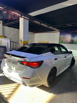 نیسان سێنترا